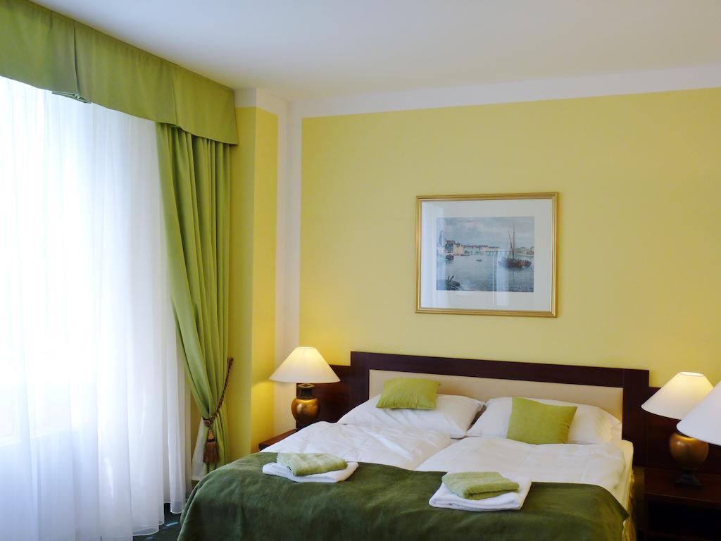Hotel & Hostel Florian Praga Camera foto